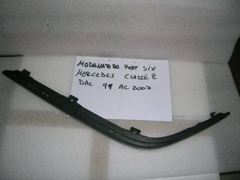 Modanatura Paraurti Posteriore Sinistra Mercedes Classe E W210 Dal 1999 Al 2002