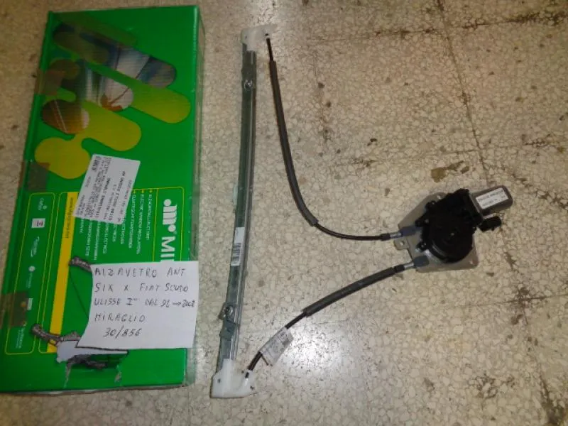 Alzavetro Anteriore Sinistro Fiat Scudo-Ulisse 1994-2002