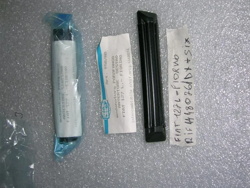 Modanatura Parafango Anteriore  Destro , Sinistro Fiat 127 L/ Fiorino
