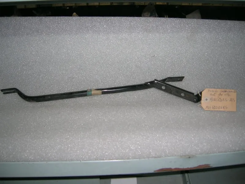 Staffa Rinforzo Superiore Paraurti Anteriore Mercedes W123