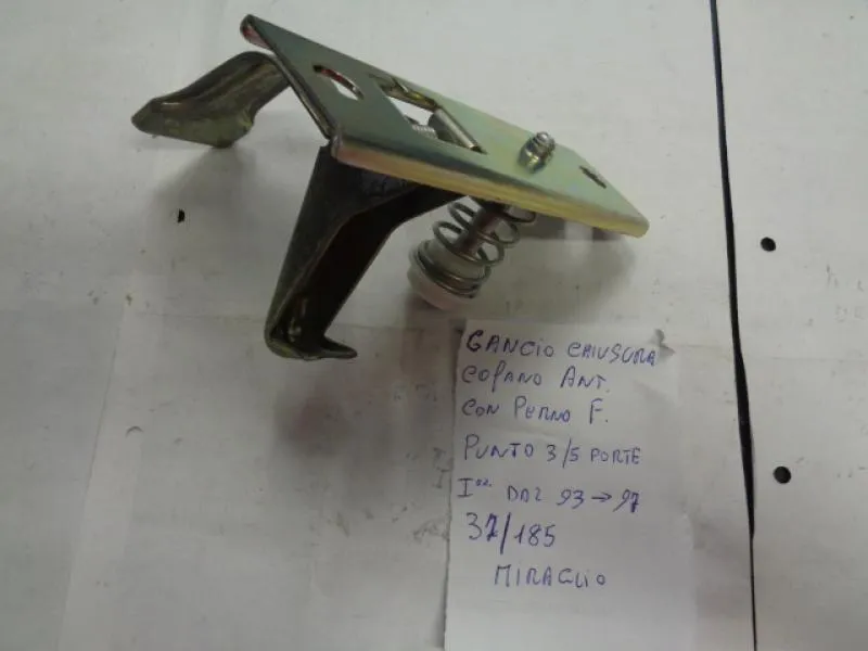 Gancio Chiusura Cofano Anteriore Con Perno Fiat Punto Prima Serie 3 E 5 Porte 1994-1999