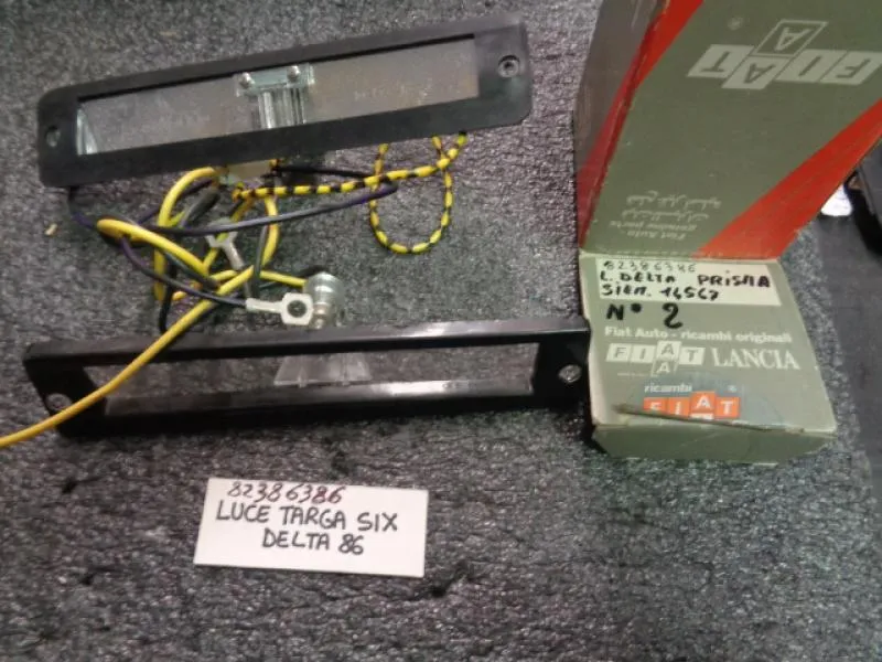 Luce Targa Sinistra Lancia Delta 1986
