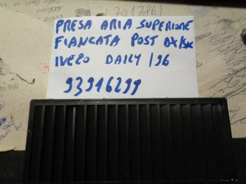Presa Aria Superiore Fiancata Posteriore Destra/Sinistra Iveco Daily 1996