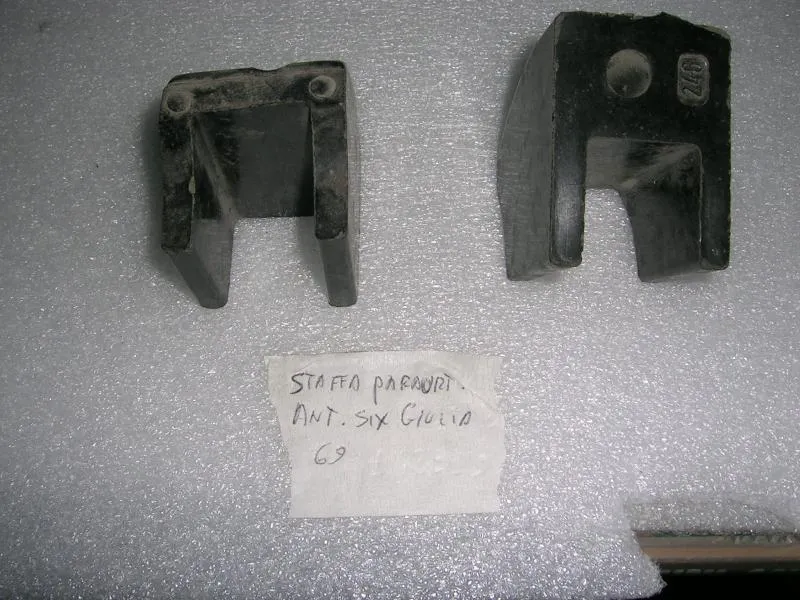Staffa Paraurti Anteriore Sinistra Alfa Romeo Giulia 69