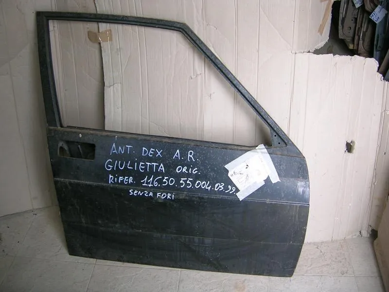 Porta Anteriore  Destra Alfaromeo Giulietta (Senza Fori Modanatura)