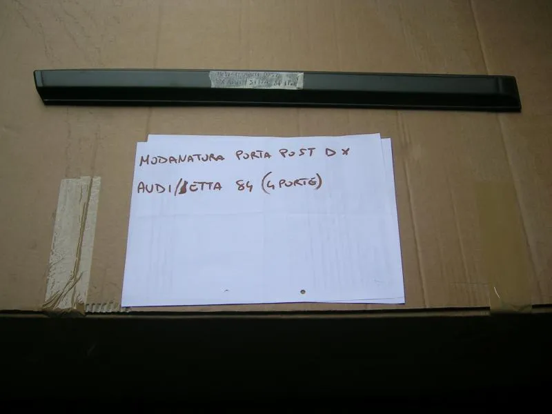 Modanatura Porta Posteriore Destra Volkswagen Jetta 84 (4 Porte)