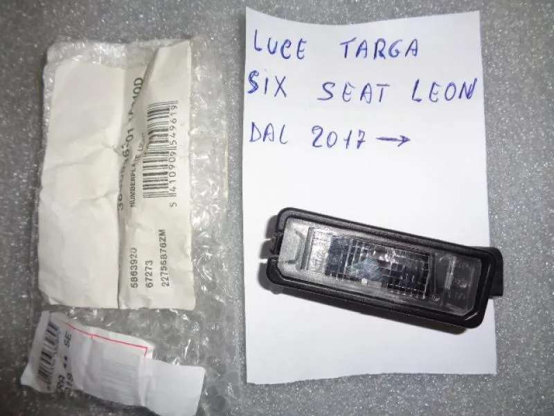 Fanalino Luce Targa Seat Leon 2017>