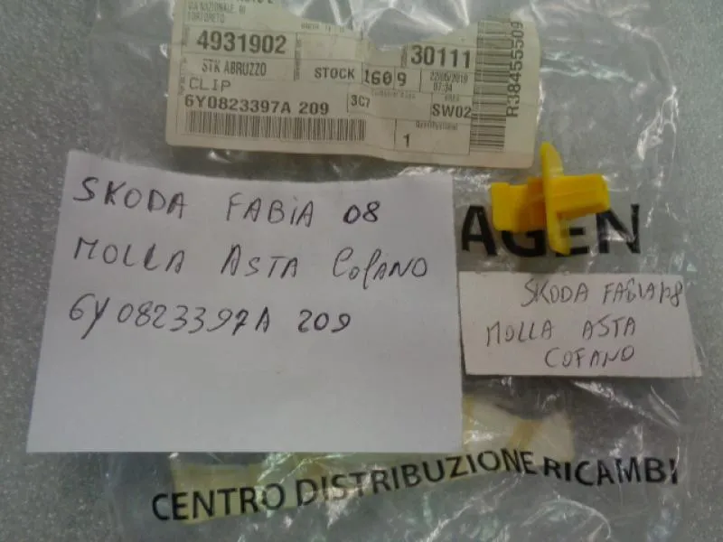 Molla Asta Cofano Skoda Fabia 2008
