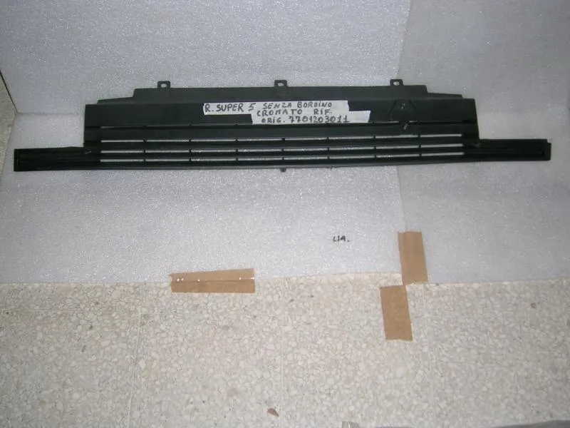 Griglia Ant. Renault Super 5