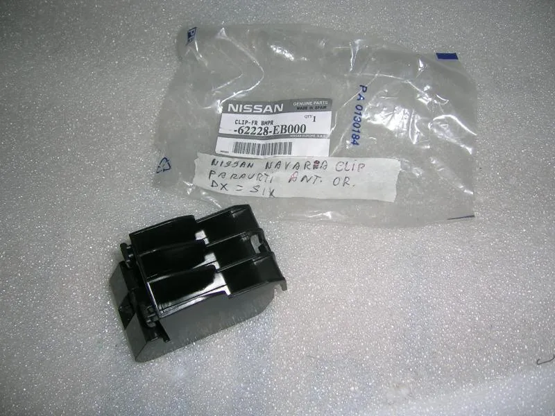 Supporto Paraurti Anteriore Destro/Sinistro Nissan Navara
