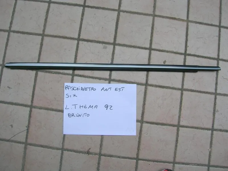 Raschiavetro Anteriore Esterno Sinistro Lancia Thema 92 (Brunito)