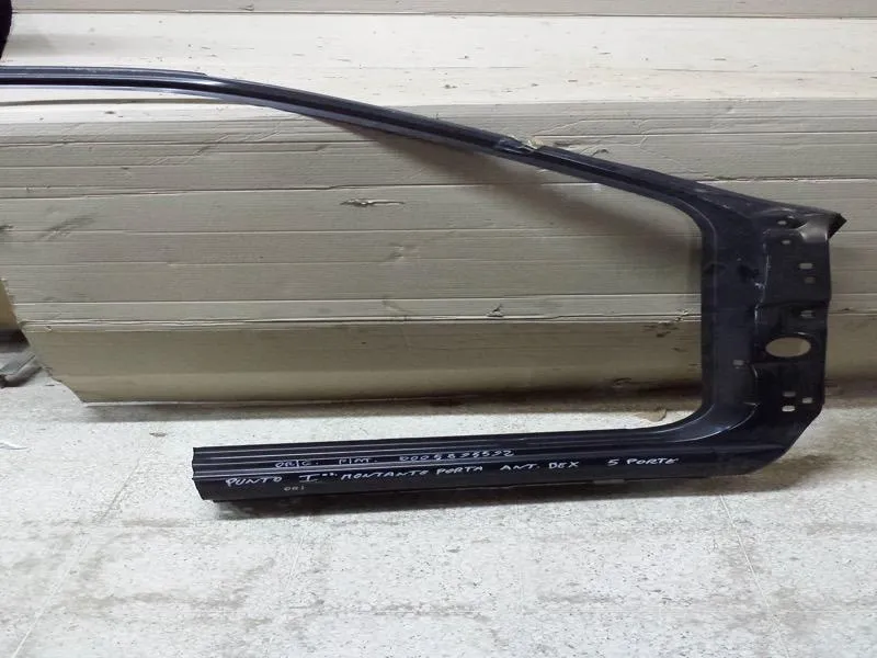 Montante Porta anteriore DX Fiat Punto '93 5 Porte