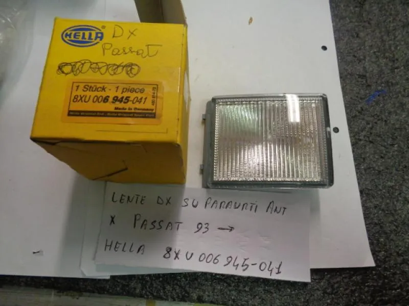 Lente Singola Paraurti Anteriore Volkswagen Passat B4 1993-1997