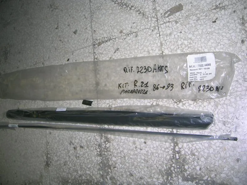 Kit Guarnizione Parabrezza Renault 21 Berlina 1986-1993