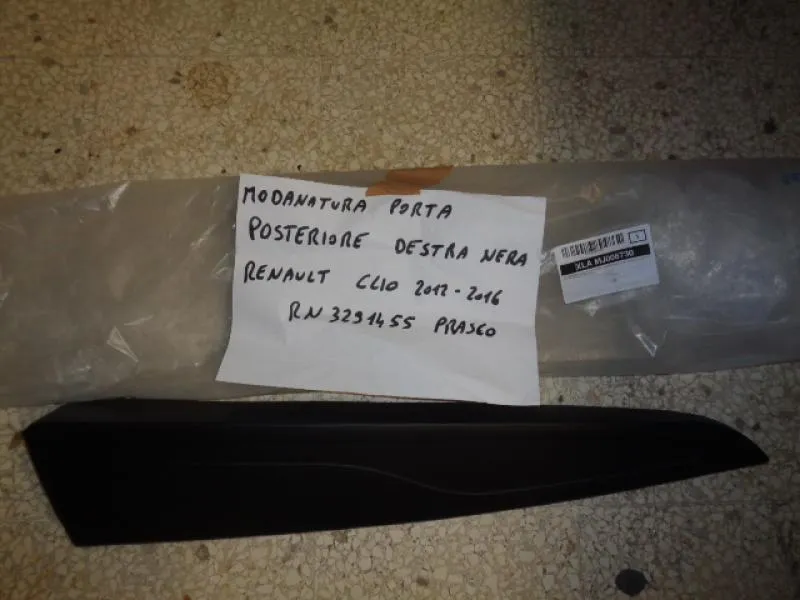 Modanatura Porta Posteriore Destra Nera Renault Clio Dal 2012 Al 2016