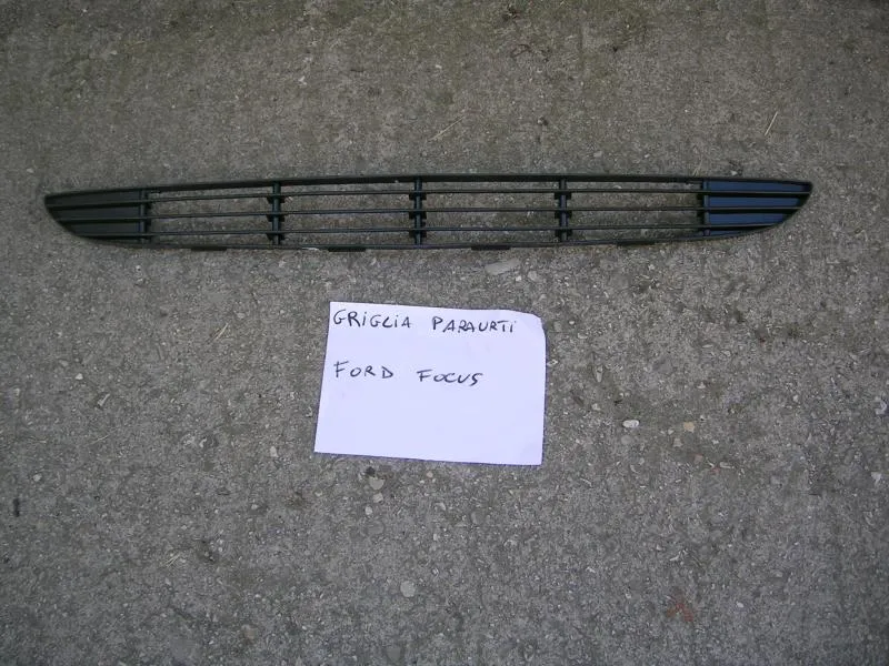 Griglia Paraurti Anteriore Senza Fendinebbia Ford Focus 1998-2001 Ghia