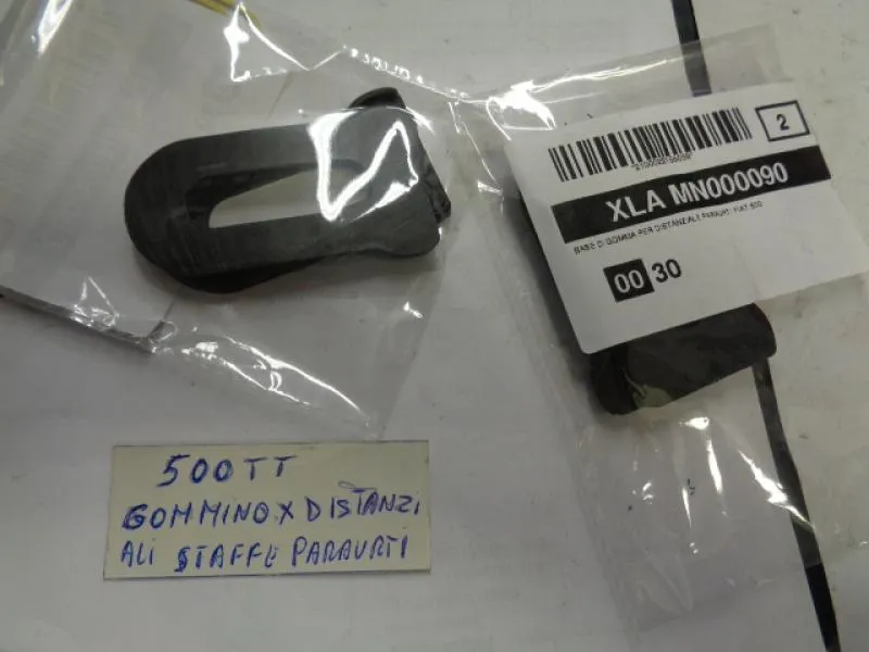 Gommino Per Distanziali Staffe Paraurti Fiat 500 TT