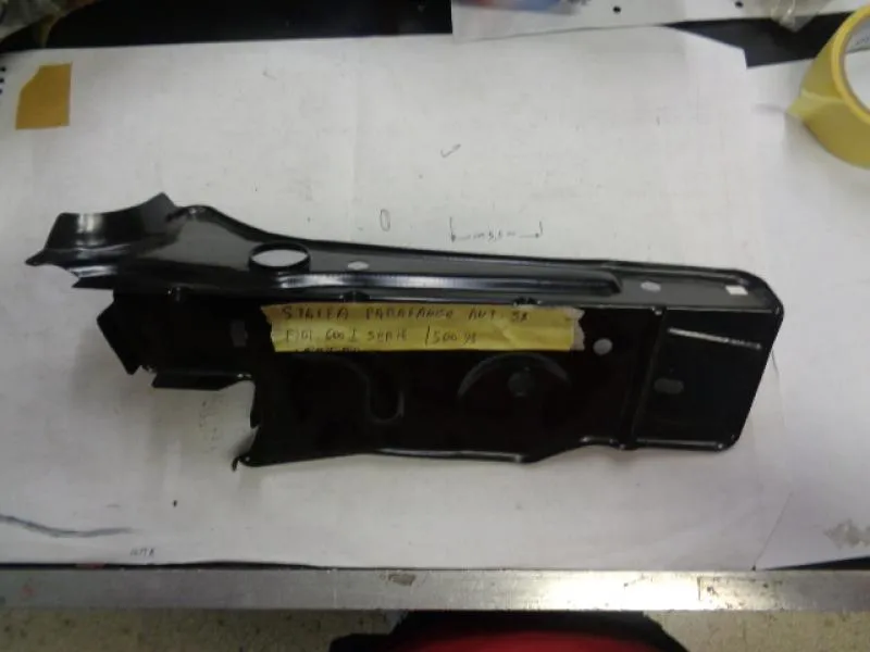 Staffa Parafango Anteriore Sinistro Fiat Seicento /Fiat Cinquecento Dal 1993