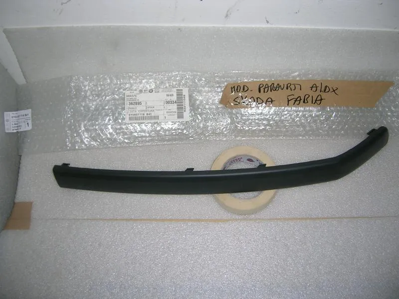 Modanatura Paraurti Anteriore Destra Skoda Fabia 2000-2004