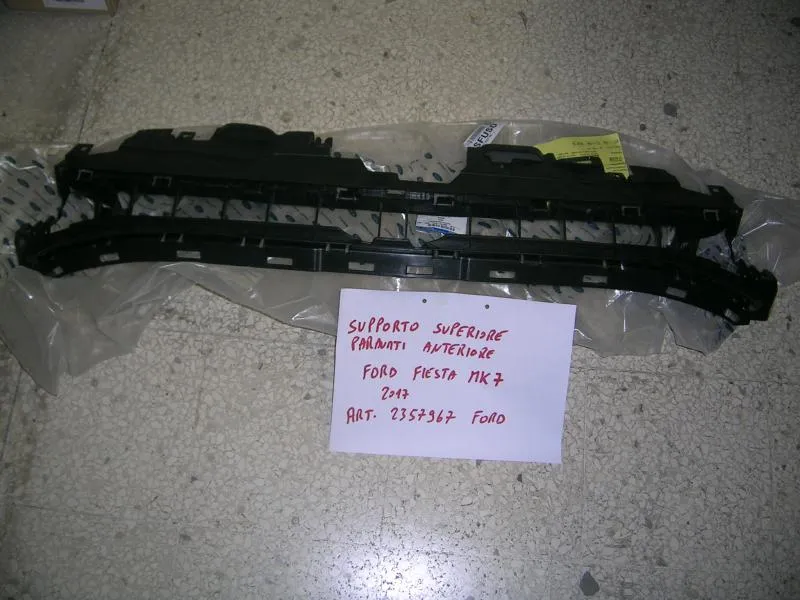 Supporto Superiore Paraurti Anteriore Ford Fiesta MK7  017'