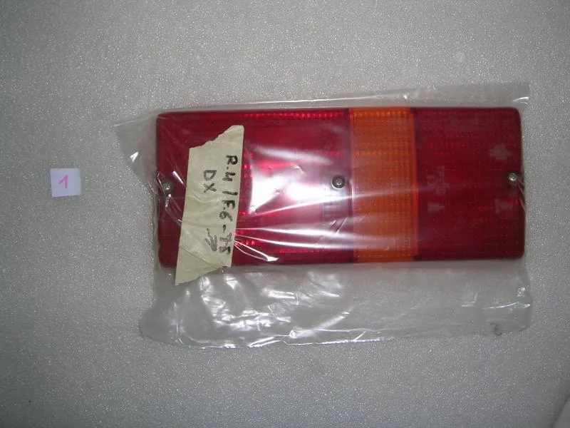 Plastica Fanalino Posteriore Destro Renault 4 Furgonette F6