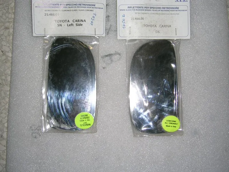 Vetrino Specchietto Dx e Sx Toyota Carina