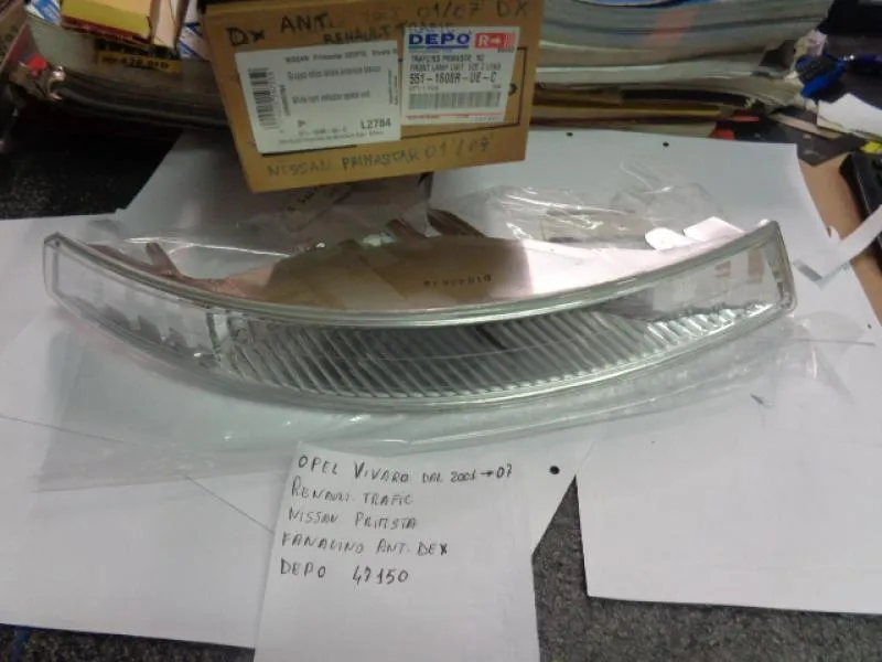 Fanalino Anteriore Destro Bianco Renault Trafic 2000-2006, Nissan Primastar 2001-2007