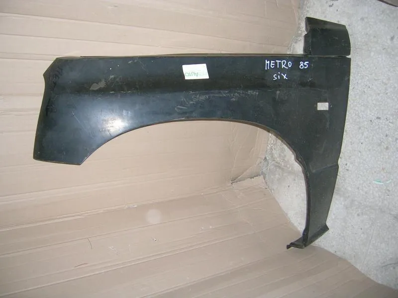 Parafango Anteriore Sinistro Austin Metro '85
