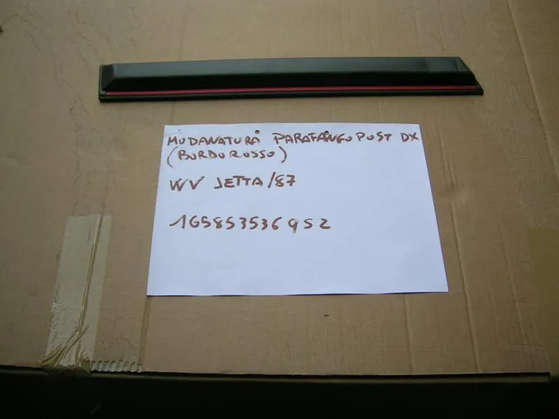 Modanatura Parafango Posteriore Destro Volkswagen Jett 84