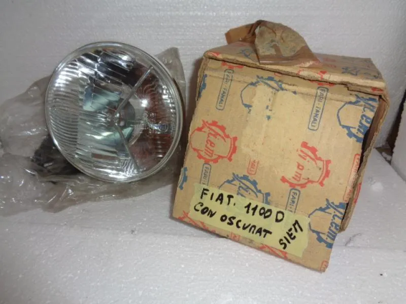 Proiettore Destro = Sinistro Con Oscuratore Fiat 1100 D