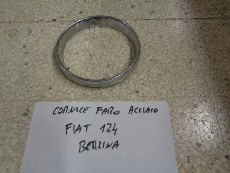 Cornice Faro (Acciaio) Destra= Sinistra Fiat 124 Berlina