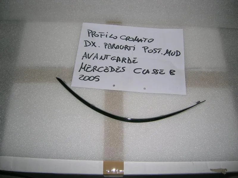 Modanatura  Paraurti Posteriore Destra Cromata  Mercedes Classe B  W245   2005