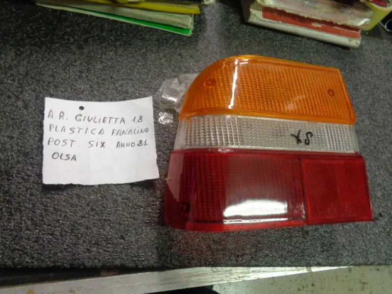 Plastica Fanalino Posteriore Sinistra Alfa Romeo Giulietta 1.8 1981