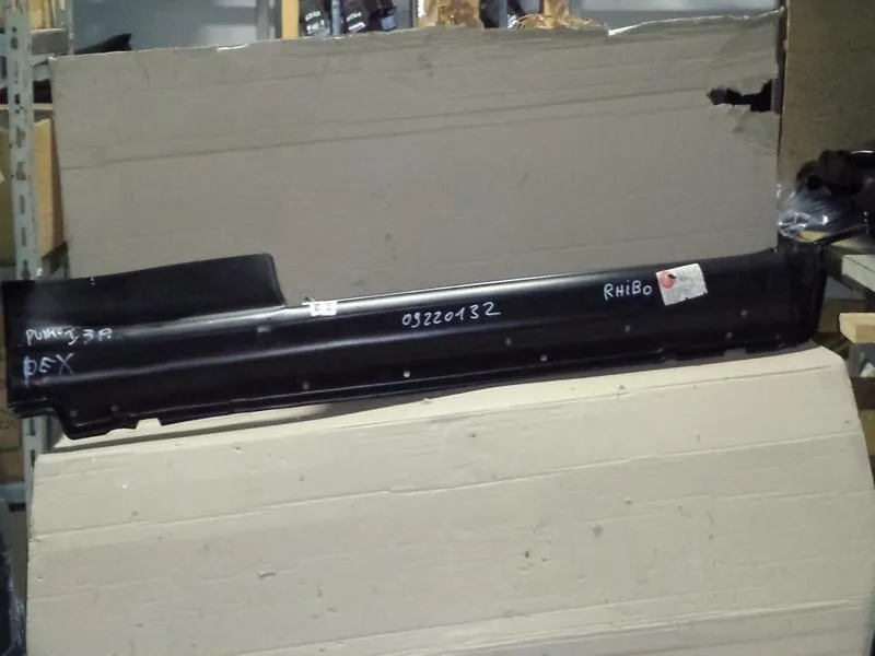Sottoporta DX Fiat Punto '93 3p
