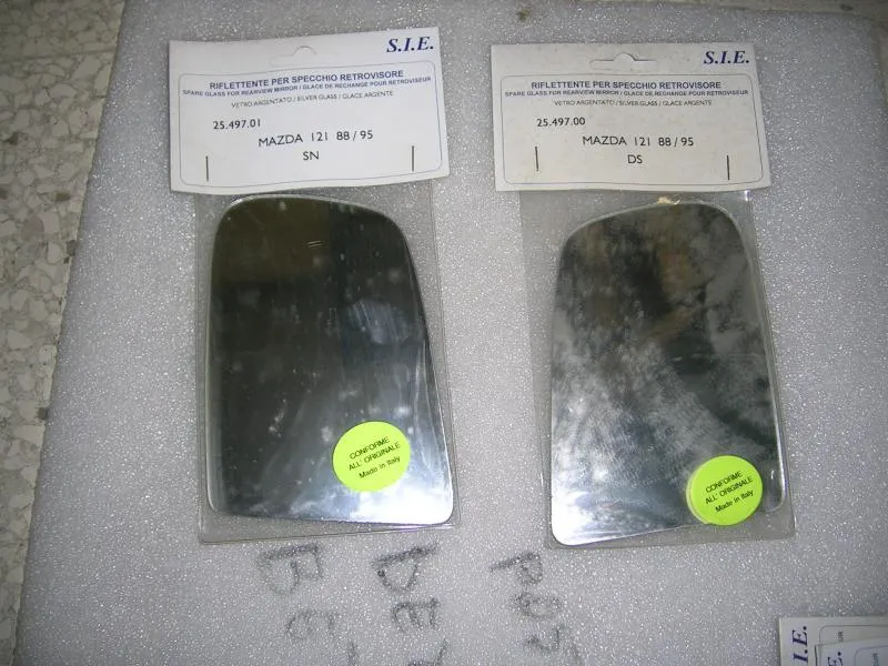 Vetrino Specchietto Dx e Sx Mazda 121 '88-95