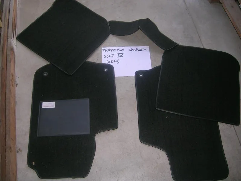 Tappetini Completi Golf 4 (nero)