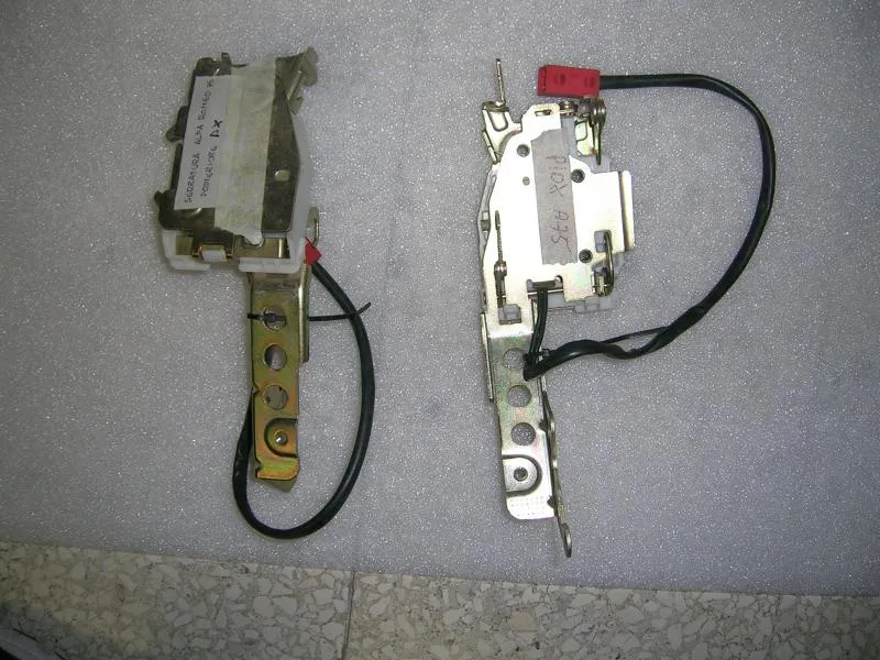 Serratura Elettrica Posteriore Destra Alfa Romeo 75