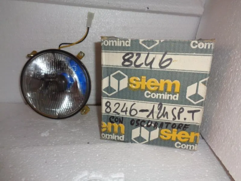 Proiettore Fiat 124 Special T Con Oscuratore