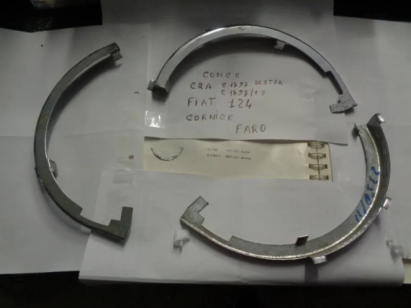 Cornice Faro Destra Fiat 124