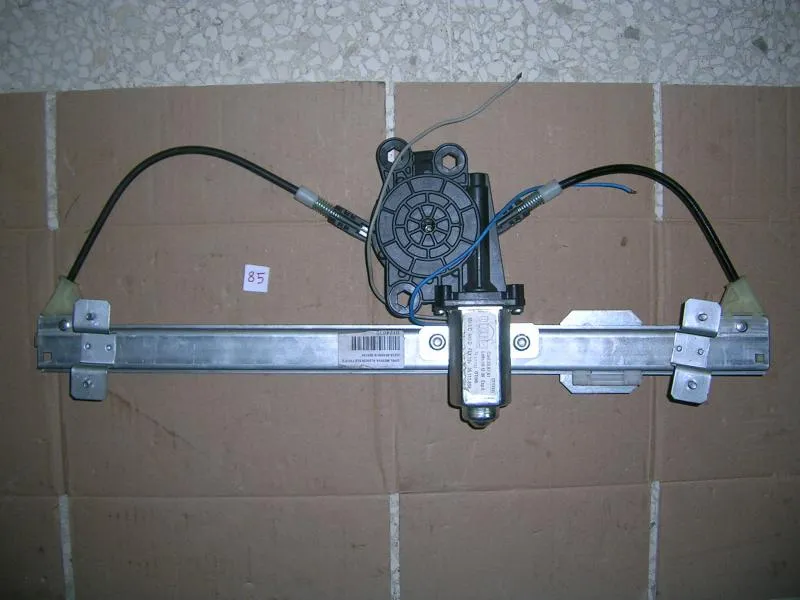 Alzavetro Elettrico Posteriore Sinistro Opel Meriva 2003