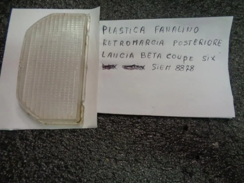 Plastica Fanalino Retromarcia Posteriore Sinistro Lancia Beta Coupè