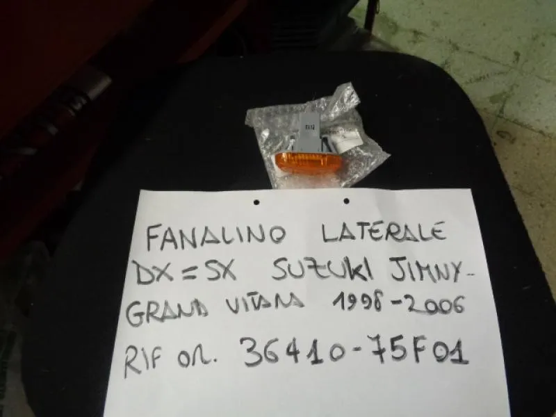 Fanalino Laterale Destro=Sinistro Suzuki Jimny, Grand Vitara 1998-2006