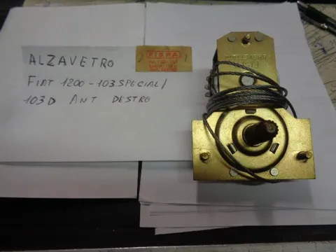 Alzavetro Anteriore Destro Fiat 1200,103,103D Special