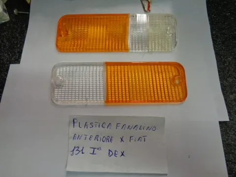 Plastica Fanalino Anteriore Destra Fiat 131 1^ Serie