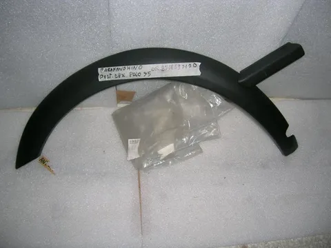 Parafanghino Post. Dx Volkswagen Polo '95
