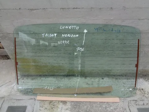 Lunotto Simca Talbot Horizon Verde