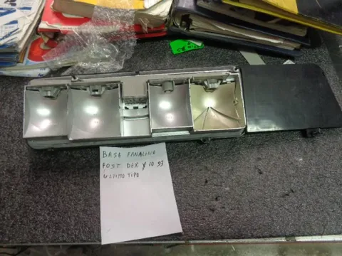 Base Fanale Posteriore Destro Autobianchi Y10 1993