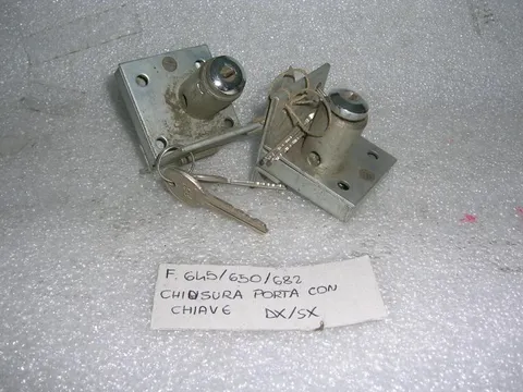Chiusura Porta Con Chiave Destro/Sinistro Fiat 645-650-682