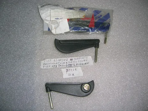 Supporto Gocciolatoio Deflettore Fiat 127 III Serie Fiorino Sinistro