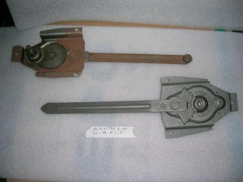 Alzavetro Destro e Sinistro Fiat 500 F.L.R.